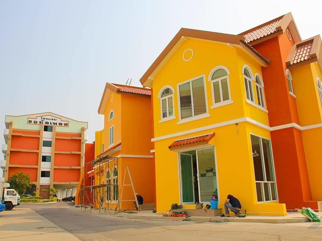 Ava Hotel Phitsanulok Εξωτερικό φωτογραφία