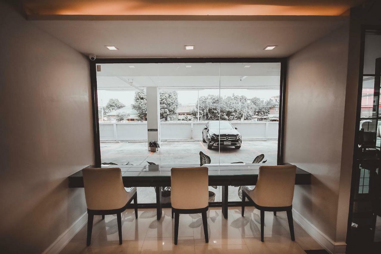 Ava Hotel Phitsanulok Εξωτερικό φωτογραφία