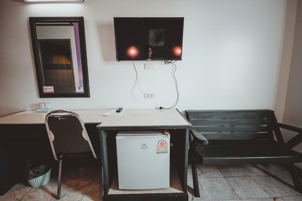 Ava Hotel Phitsanulok Εξωτερικό φωτογραφία